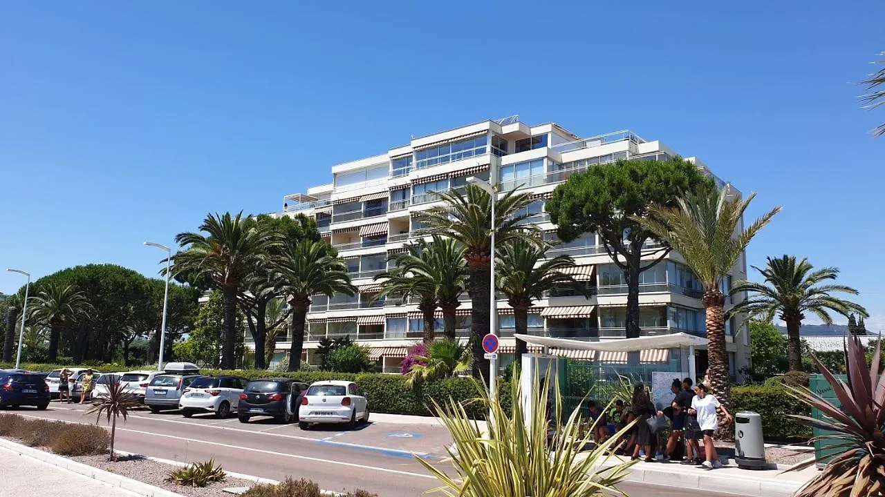 Garden&beach sea view apartment Cannes 0*,  Frankrijk